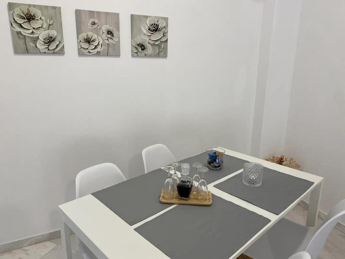 2Downtown#Alsos# Apartment Tesalonika Bagian luar foto